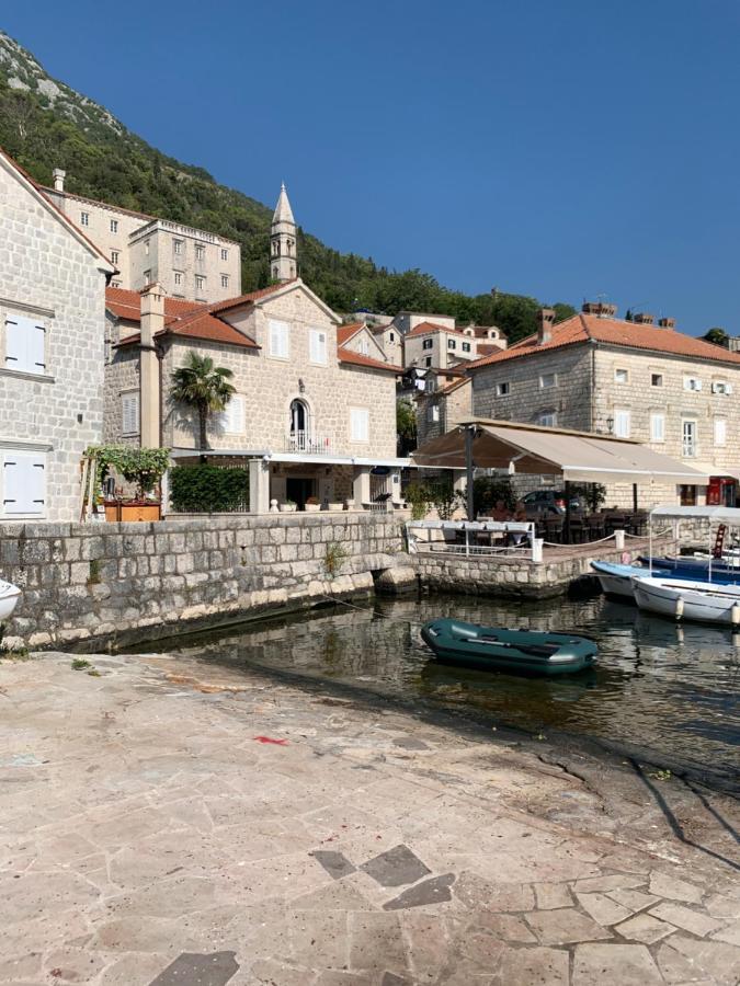 Palace Jelena Rooms Perast Luaran gambar