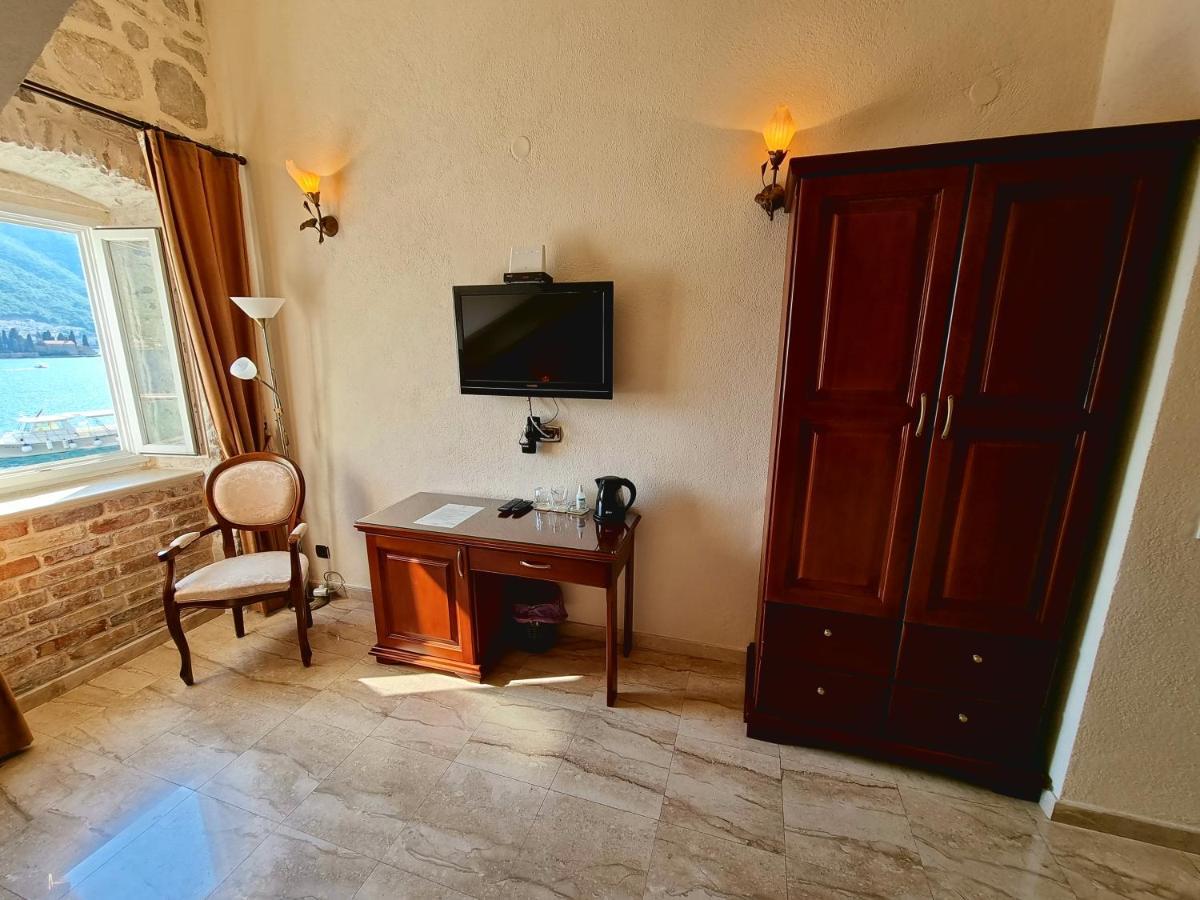 Palace Jelena Rooms Perast Luaran gambar