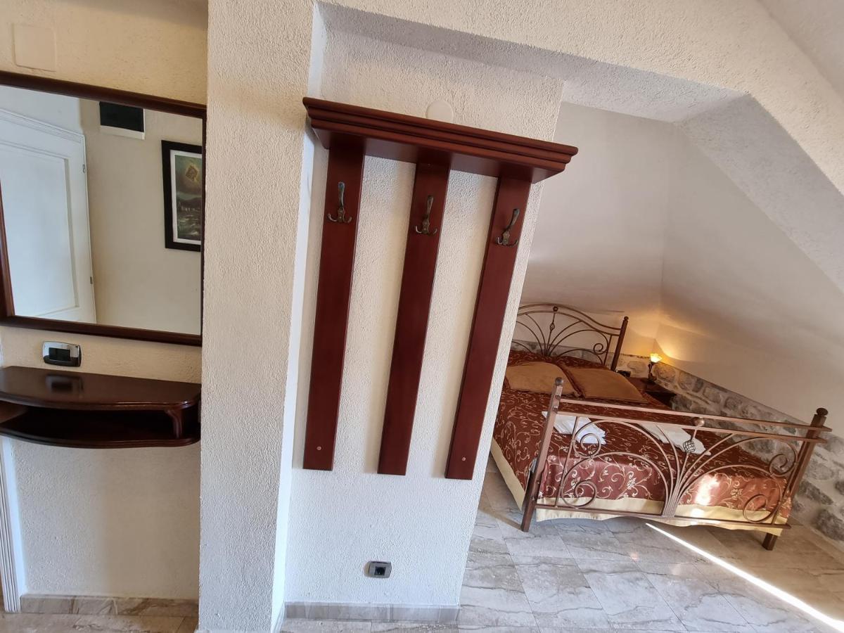 Palace Jelena Rooms Perast Luaran gambar