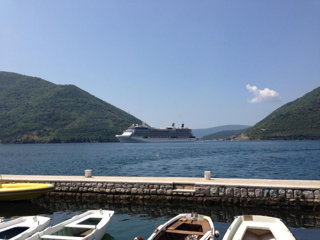 Palace Jelena Rooms Perast Luaran gambar